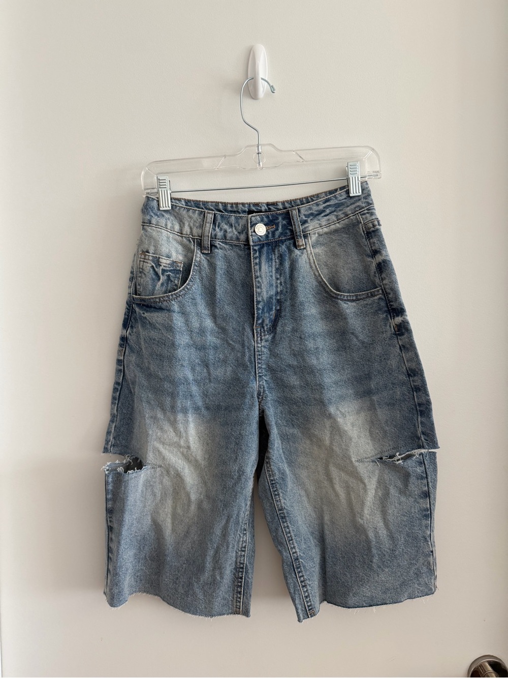 Steve Madden Women's Boyfriend Denim Shorts - Light Blue Wash